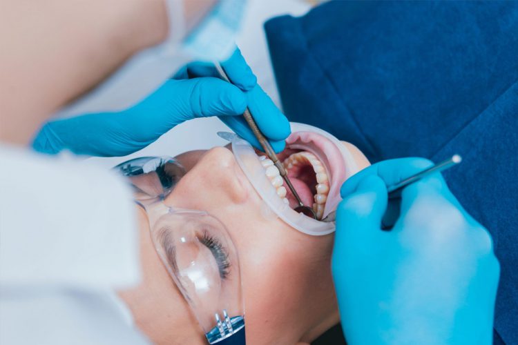 مراقبت های بعد از جراحی دندان | دندانپزشکی دکتر کچوئی و دکتر کامران